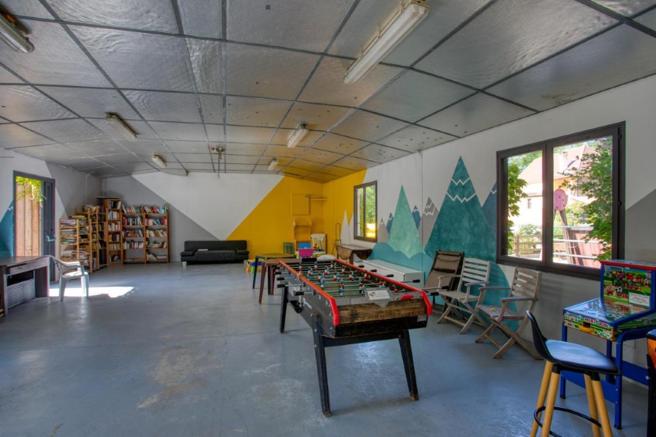 Le Moulin Du Bleufond Hotel Монтиняк Екстериор снимка