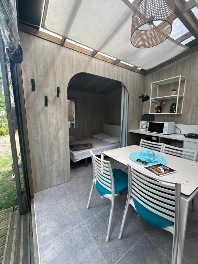 Le Moulin Du Bleufond Hotel Монтиняк Екстериор снимка
