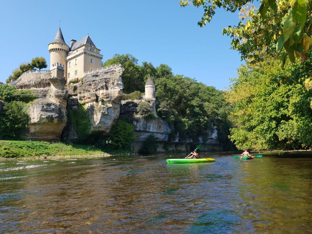 Le Moulin Du Bleufond Hotel Монтиняк Екстериор снимка