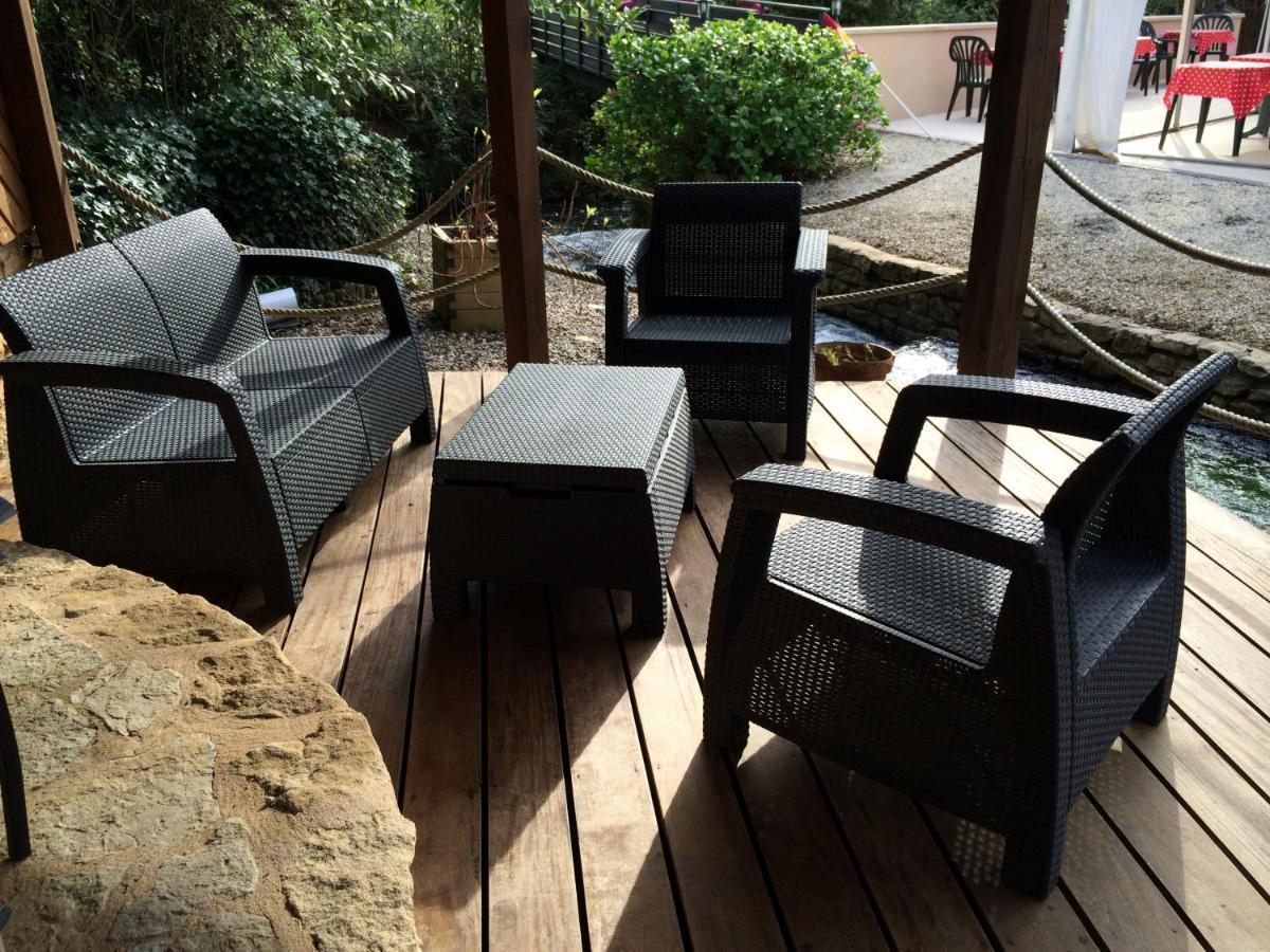 Le Moulin Du Bleufond Hotel Монтиняк Екстериор снимка